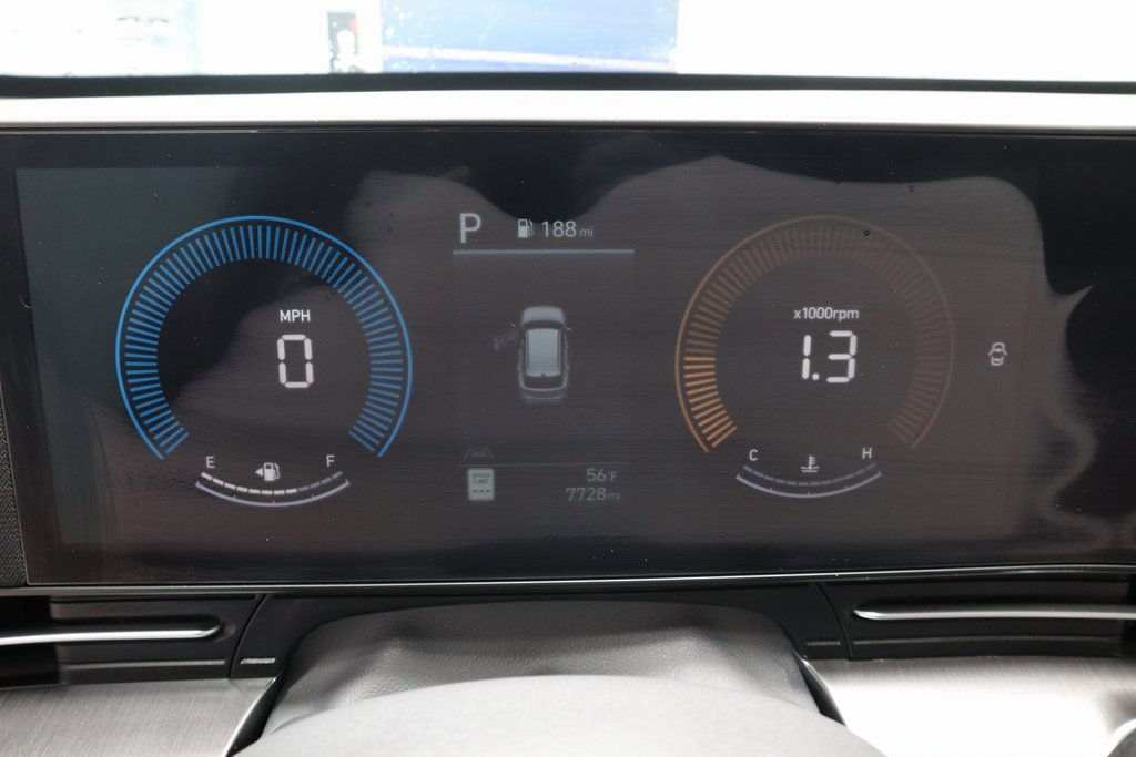 Certified 2025 Hyundai Kona SEL image 30