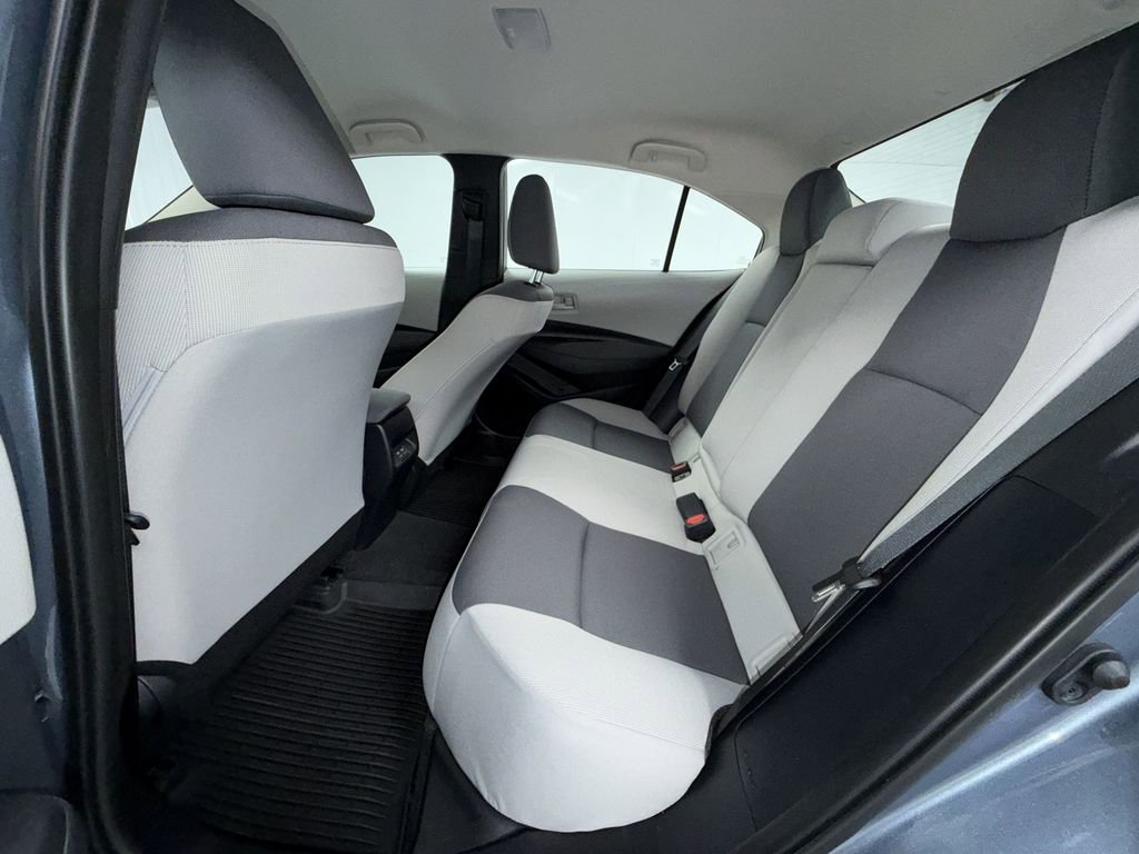 Certified 2025 Toyota Corolla LE image 5
