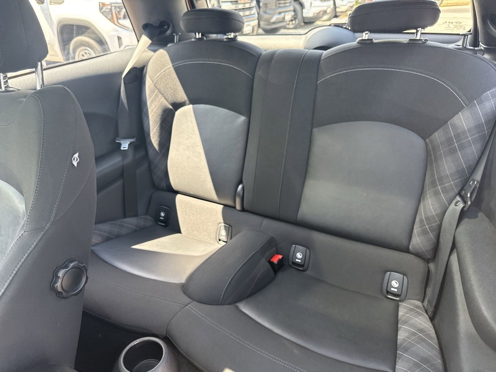 Used 2015 MINI Cooper S image 21