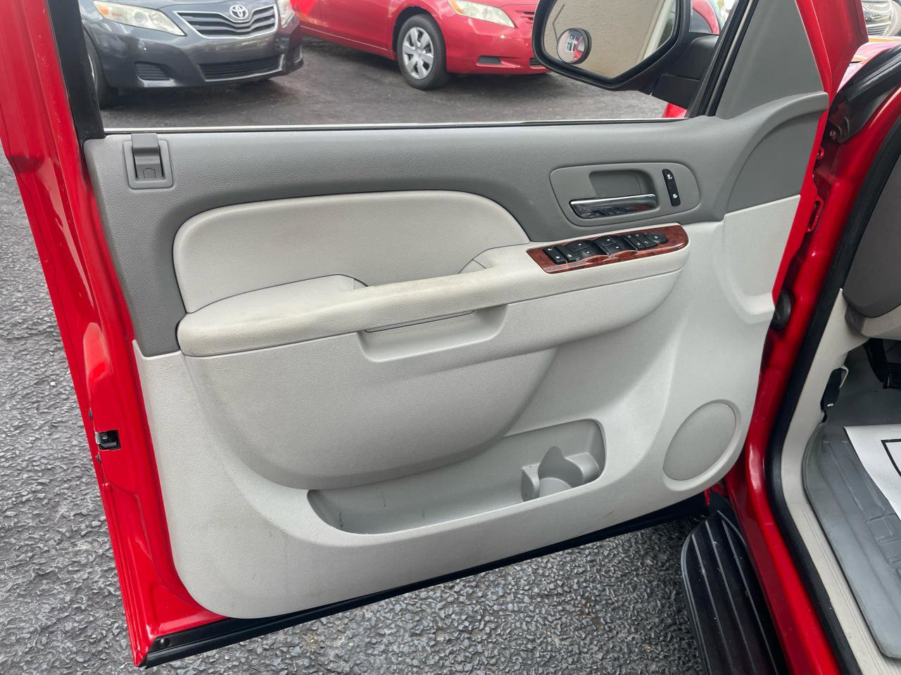 Used 2012 Chevrolet Avalanche LT w/ All-Star Edition image 26