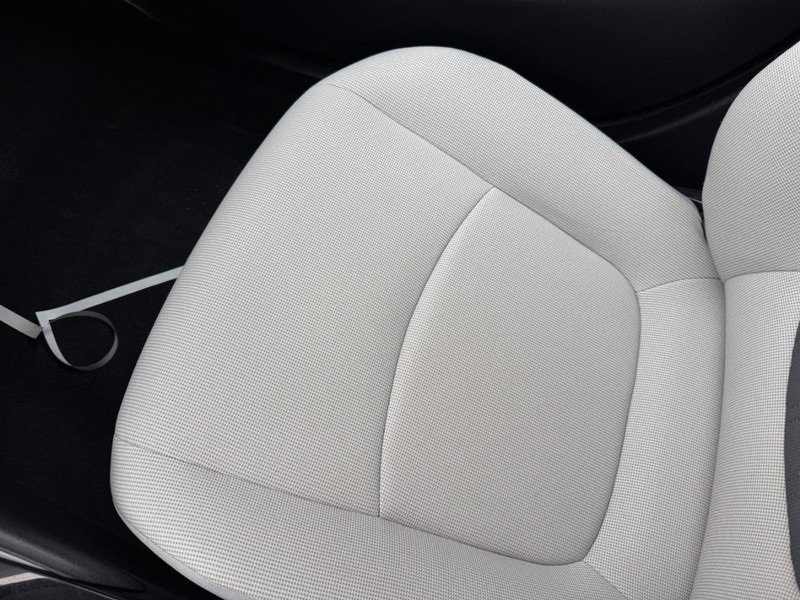 Used 2022 Toyota Corolla LE image 26