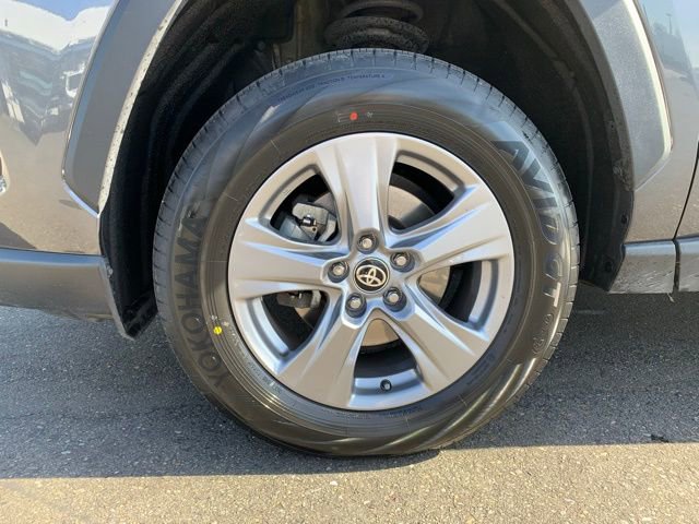 Used 2024 Toyota RAV4 XLE image 10