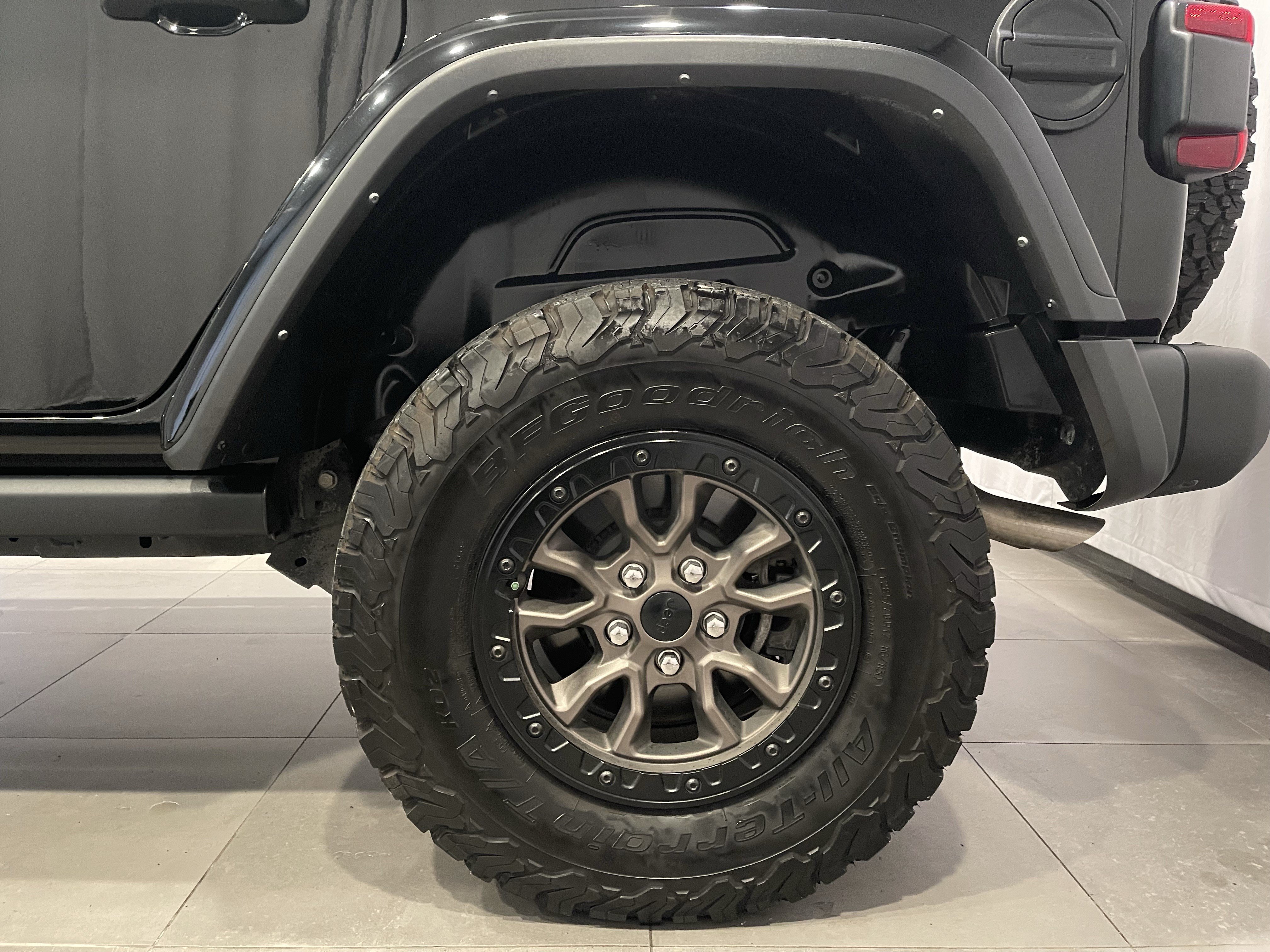 Used 2023 Jeep Wrangler Unlimited Rubicon 392 AWD/4WD image 8
