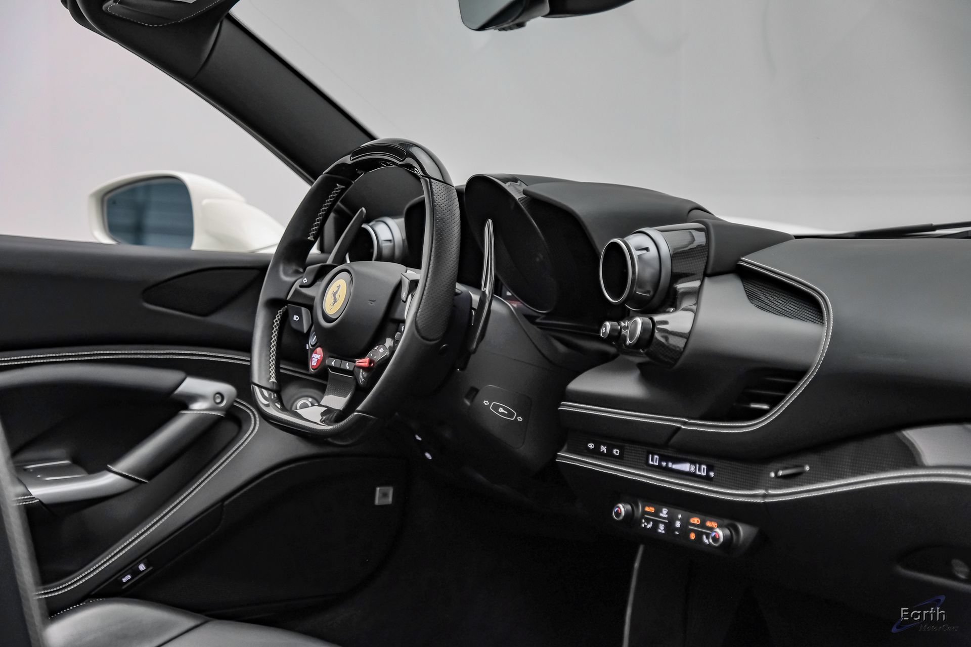 Used 2022 Ferrari F8 Tributo RWD image 61
