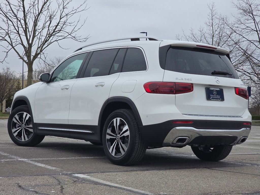 New 2026 Mercedes-Benz GLB 250 4MATIC image 13