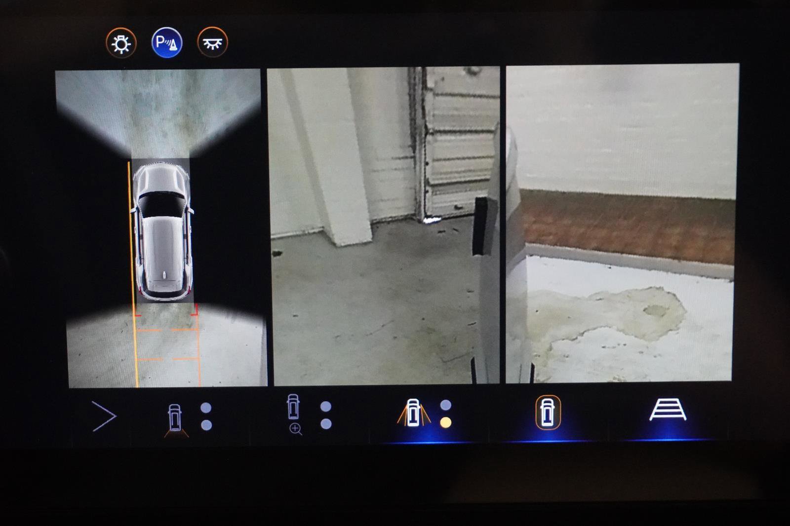 New 2026 Chevrolet Equinox ACTIV w/ Convenience Package III image 37