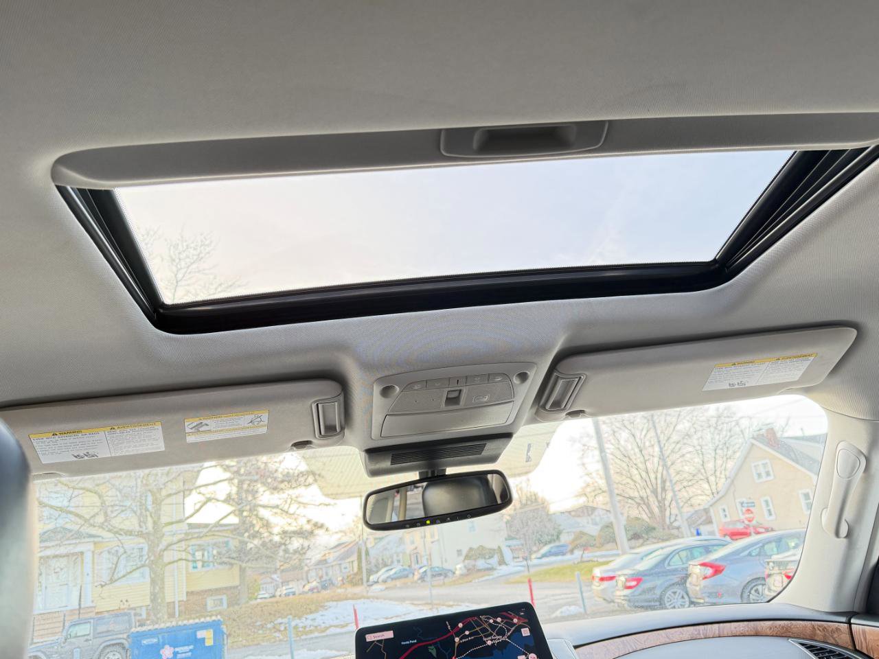 Used 2021 Nissan Armada SL w/ Captain's Chairs Package image 29