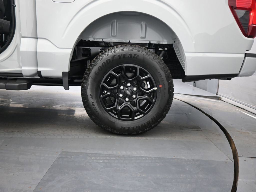 New 2026 Ford F150 XLT w/ Equipment Group 302A MID image 22