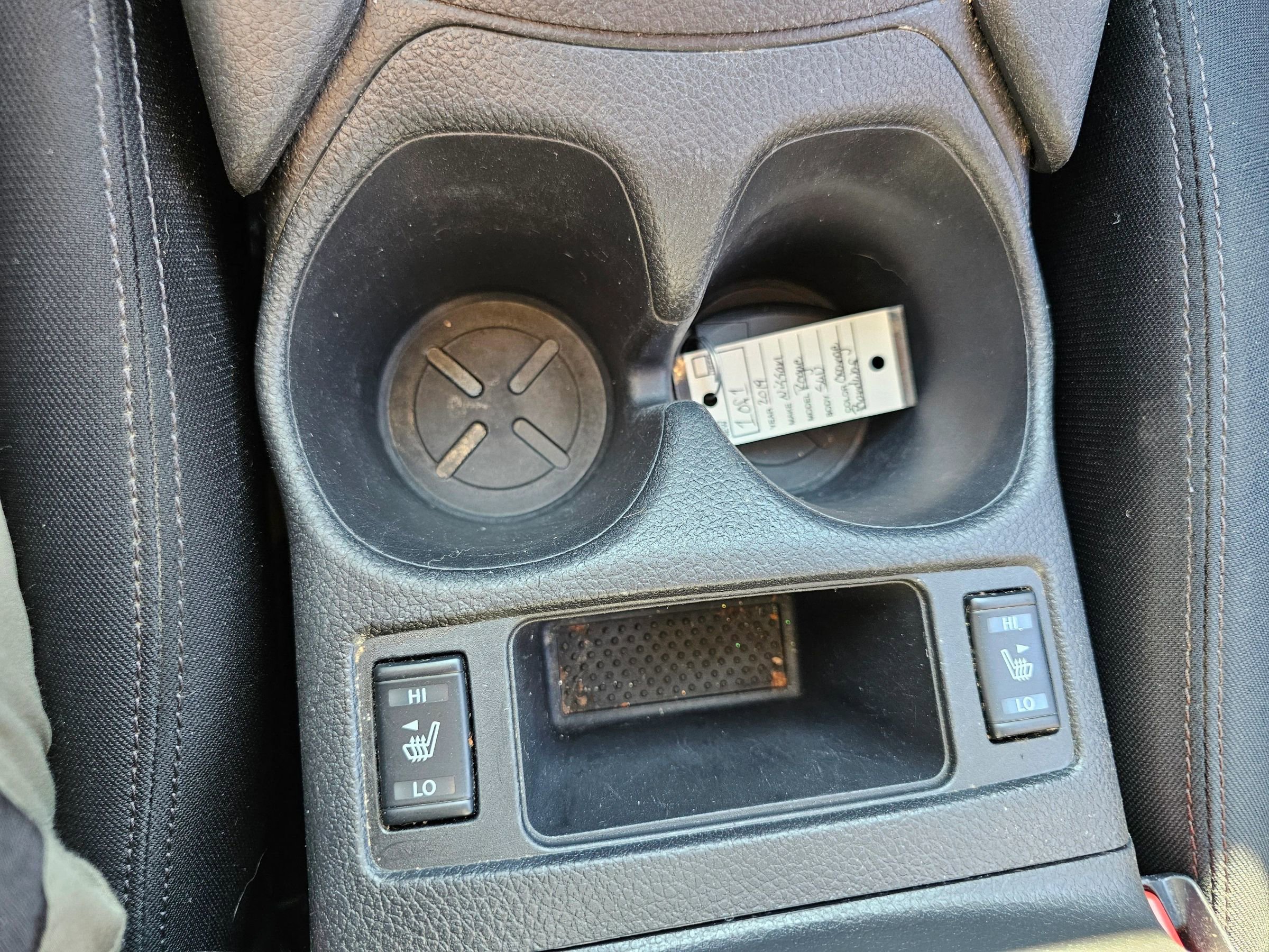 Used 2019 Nissan Rogue SV image 17