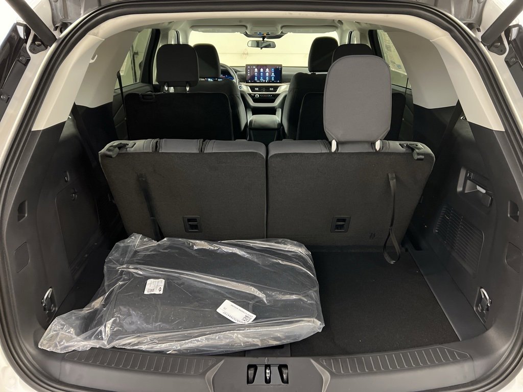 New 2026 Ford Explorer Active image 32