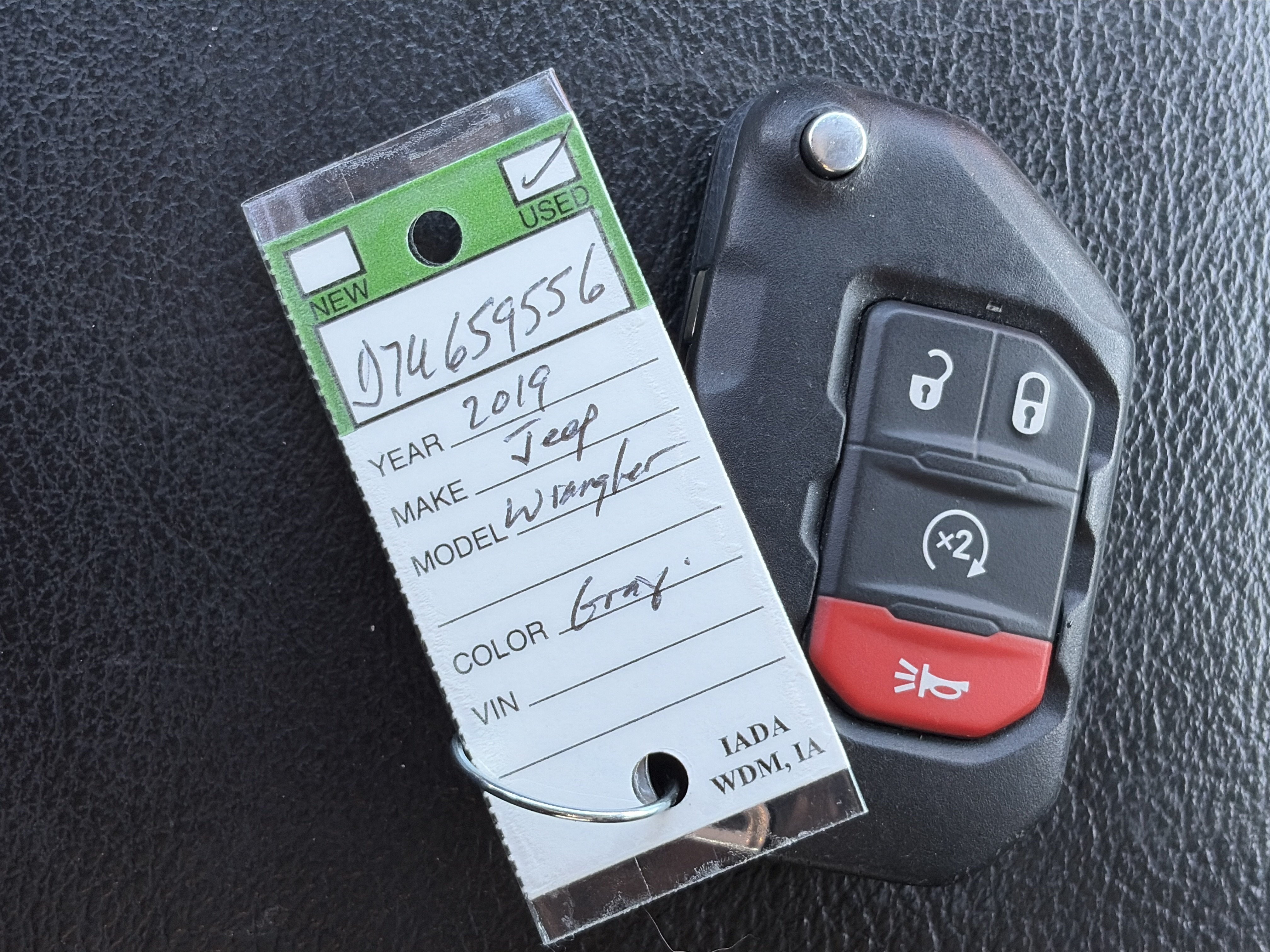 Used 2019 Jeep Wrangler Unlimited Rubicon w/ LED Lighting Group AWD/4WD image 30