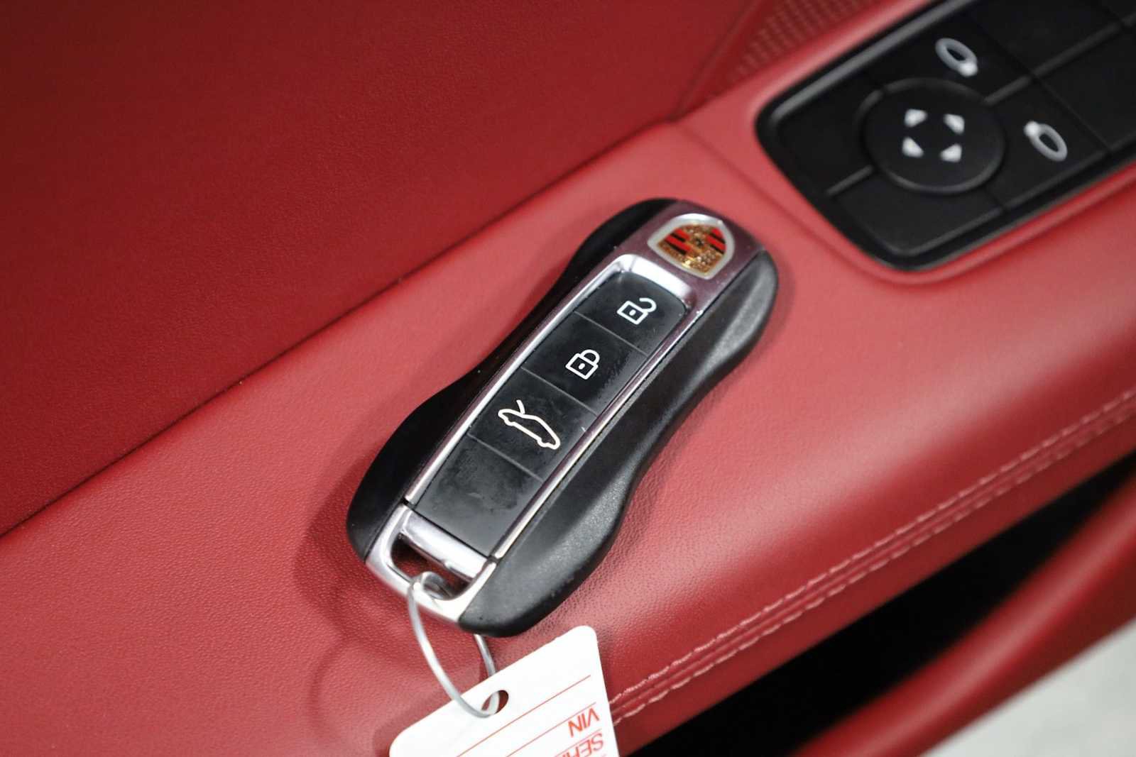 Certified 2024 Porsche 911 Targa 4S image 35