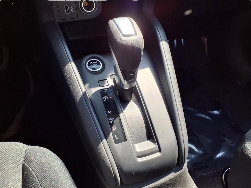 Used 2025 Nissan Kicks Play S FWD image 11