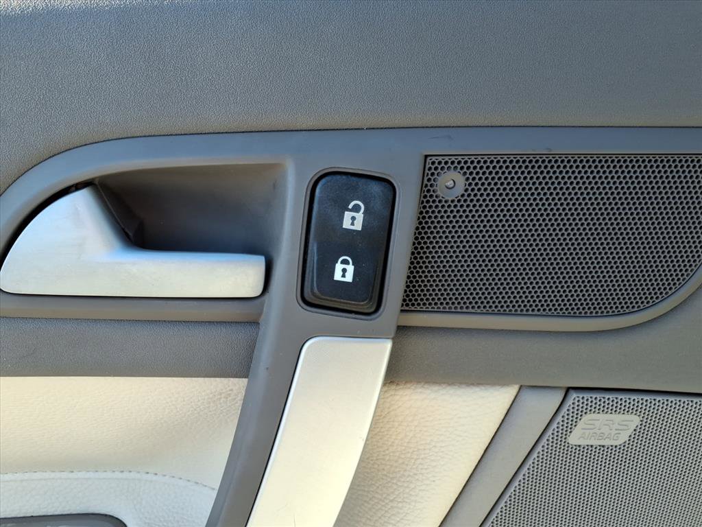 Used 2013 Volvo C70 T5 w/ Climate Pkg image 27