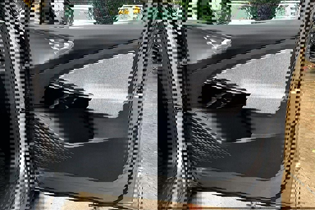 New 2026 Volkswagen ID.4 Pro image 28