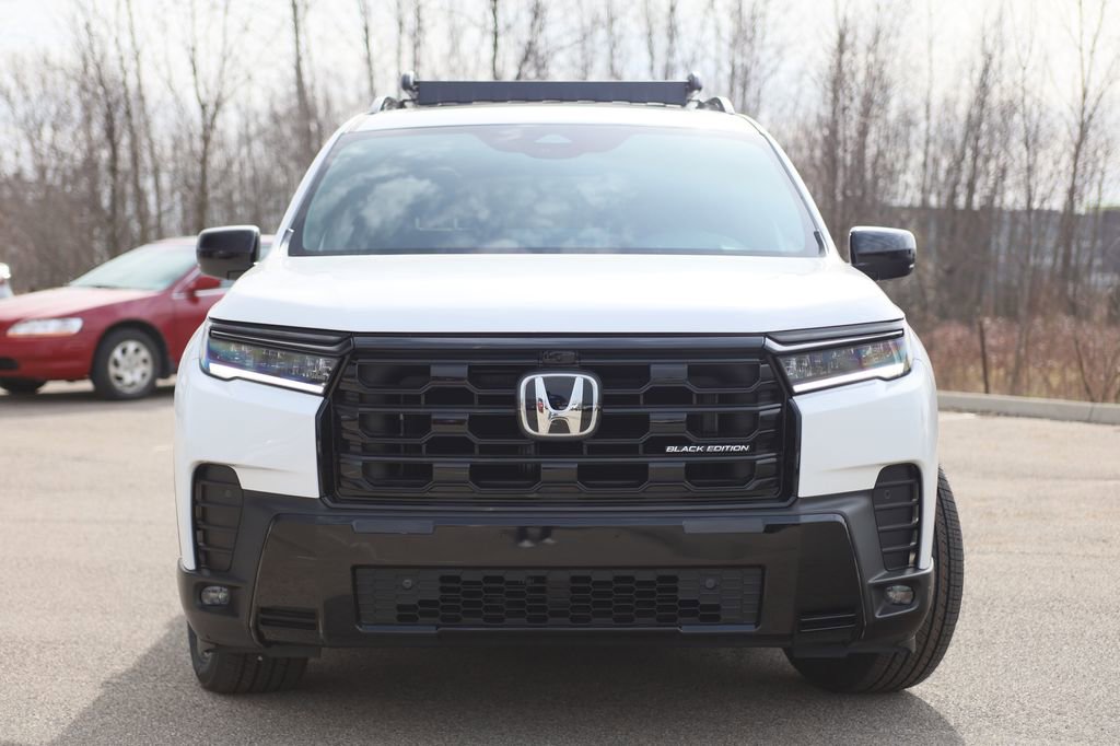 New 2026 Honda Pilot Black Edition image 2