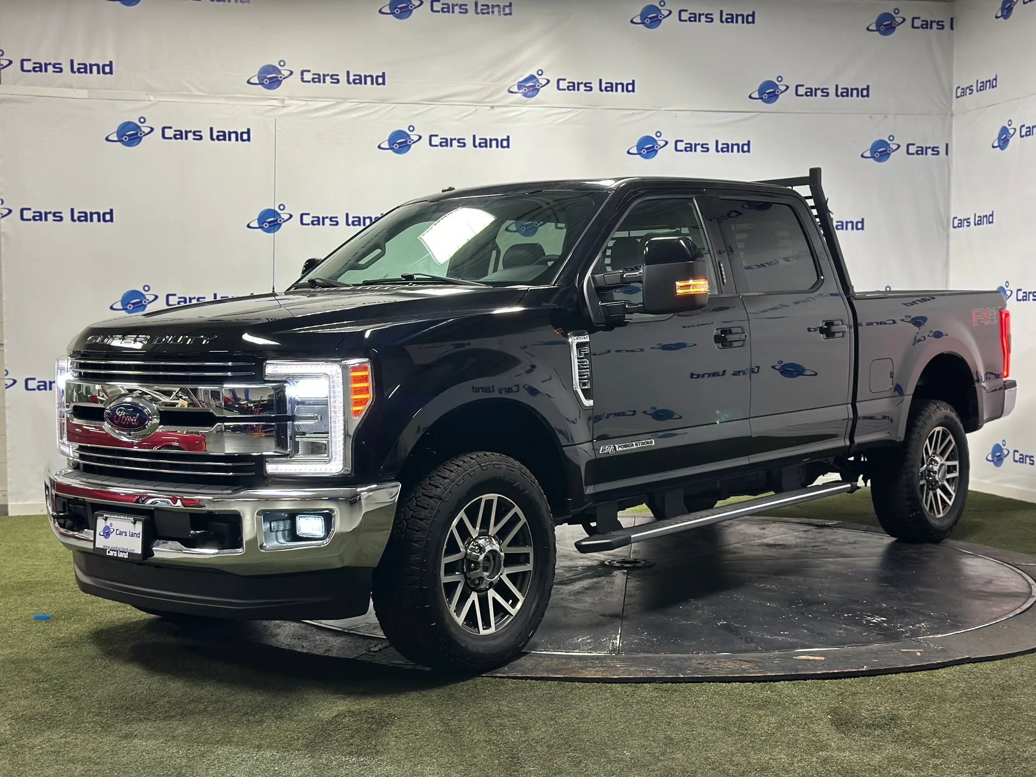 Used 2017 Ford F250 Lariat w/ Lariat Ultimate Package AWD/4WD image 7