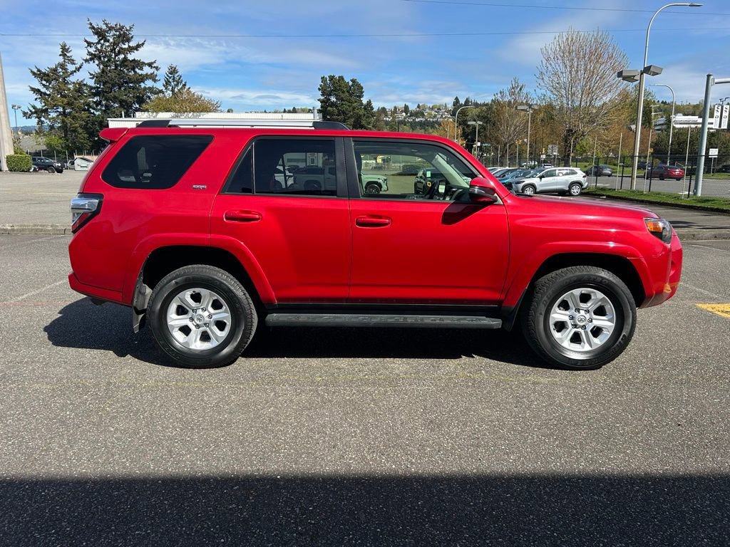 Certified 2024 Toyota 4Runner SR5 Premium w/ Moonroof Package AWD/4WD image 4