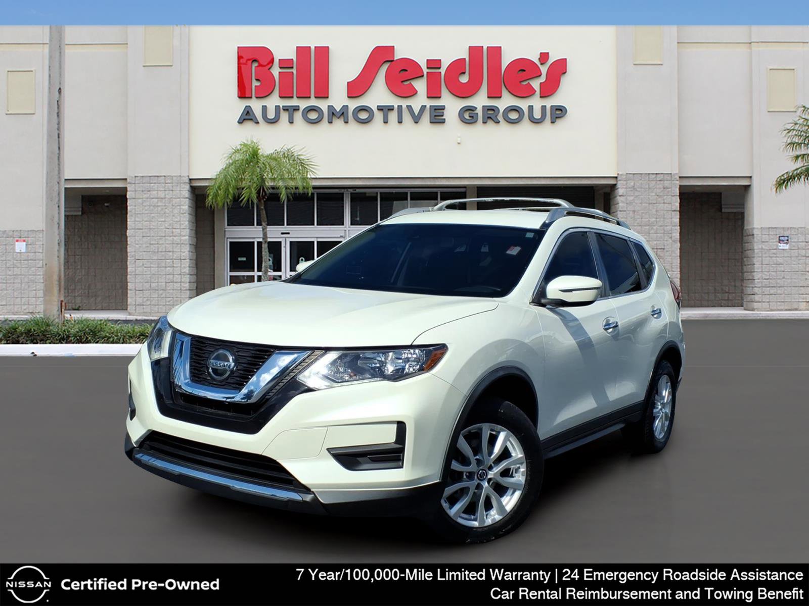 Used 2020 Nissan Rogue SV image 1