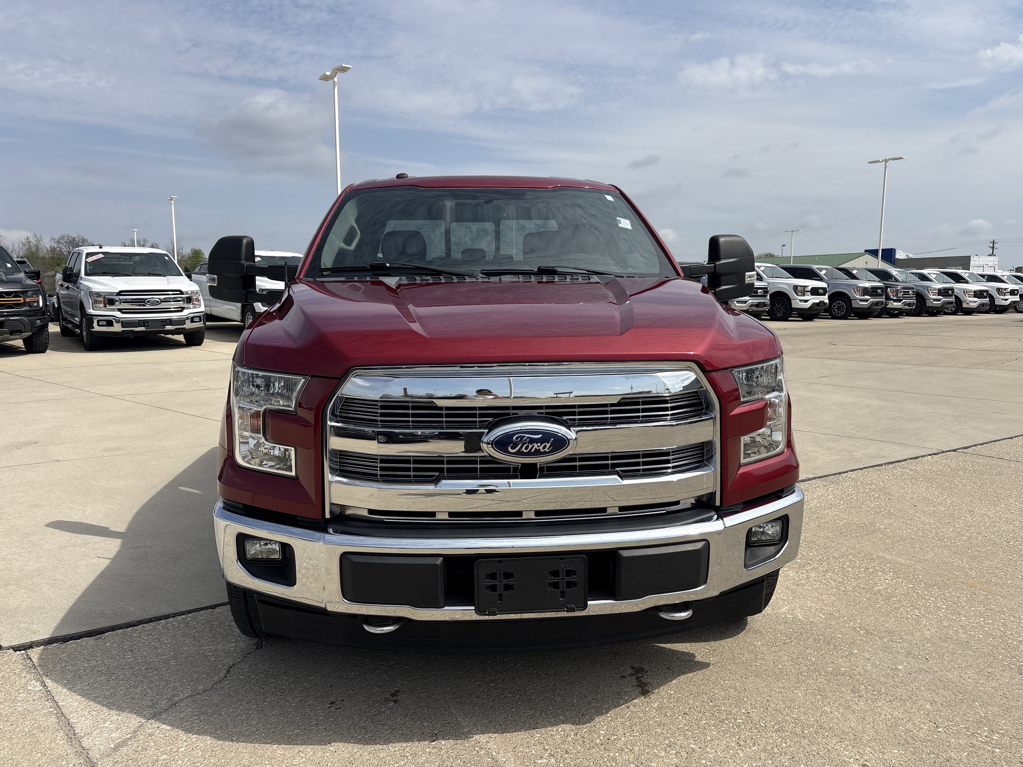 Used 2017 Ford F150 XLT w/ Equipment Group 302A Luxury image 3