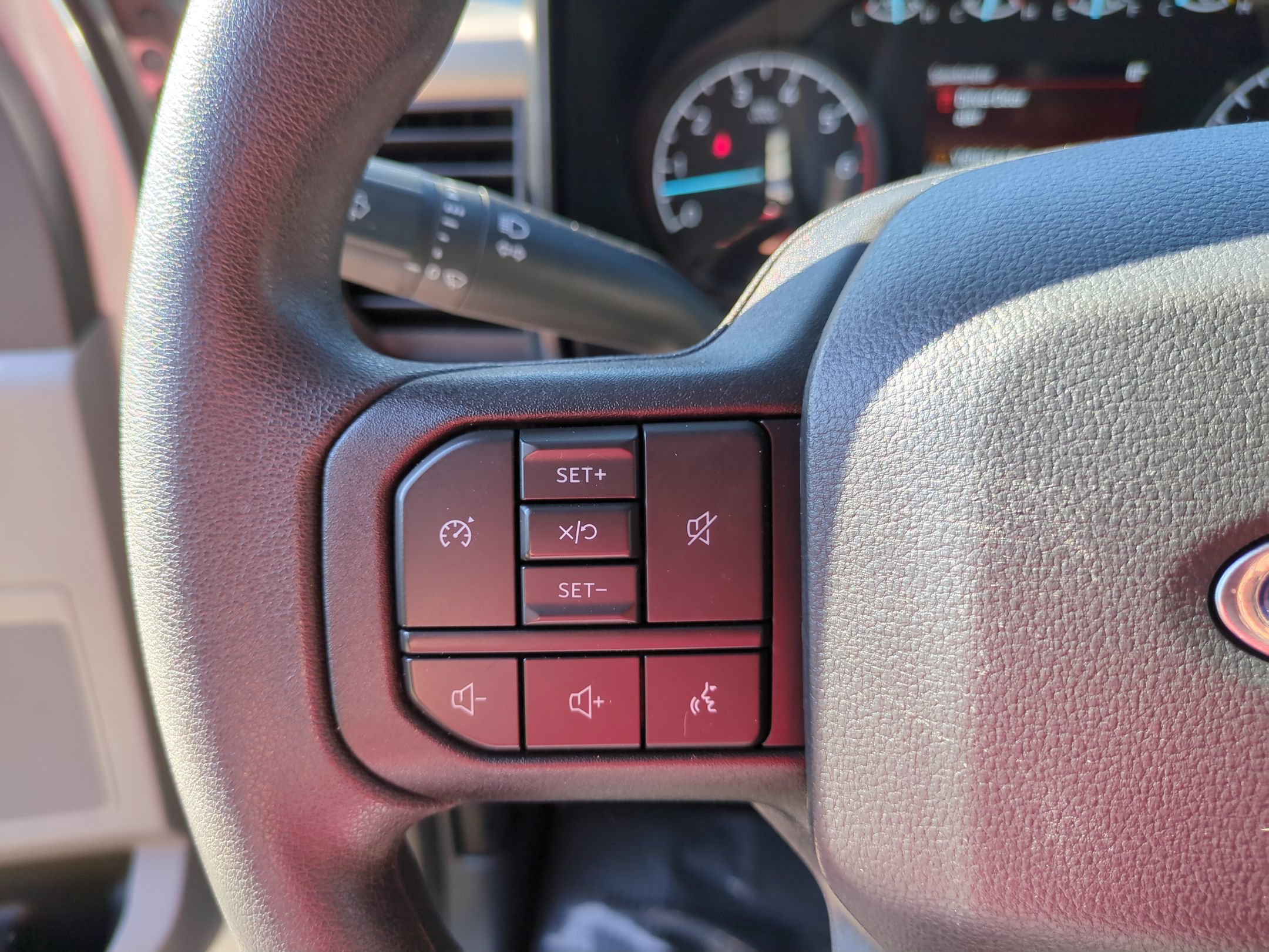 Certified 2024 Ford F250 XL w/ STX Appearance Package AWD/4WD image 18
