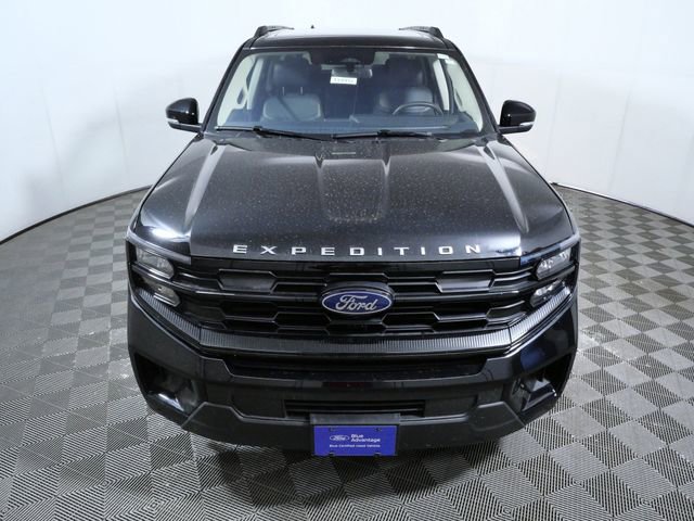 Certified 2025 Ford Expedition Max Active AWD/4WD image 3