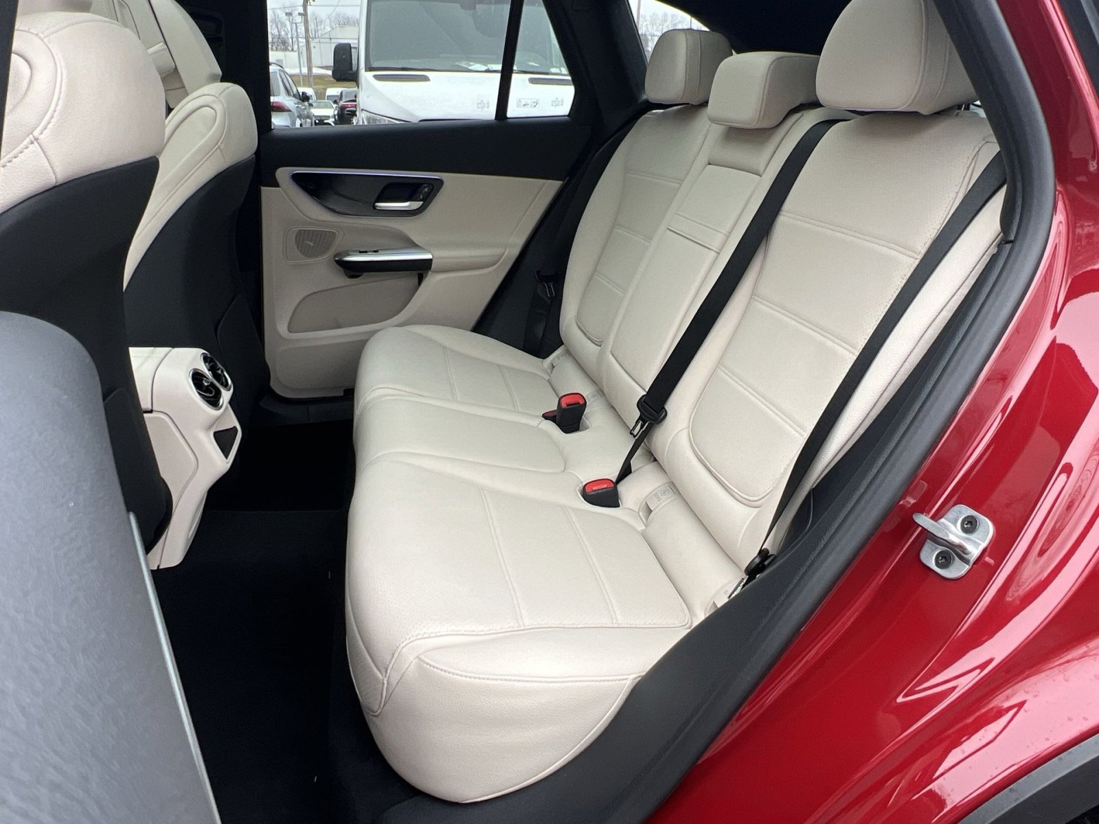 New 2026 Mercedes-Benz GLC 300 4MATIC image 23