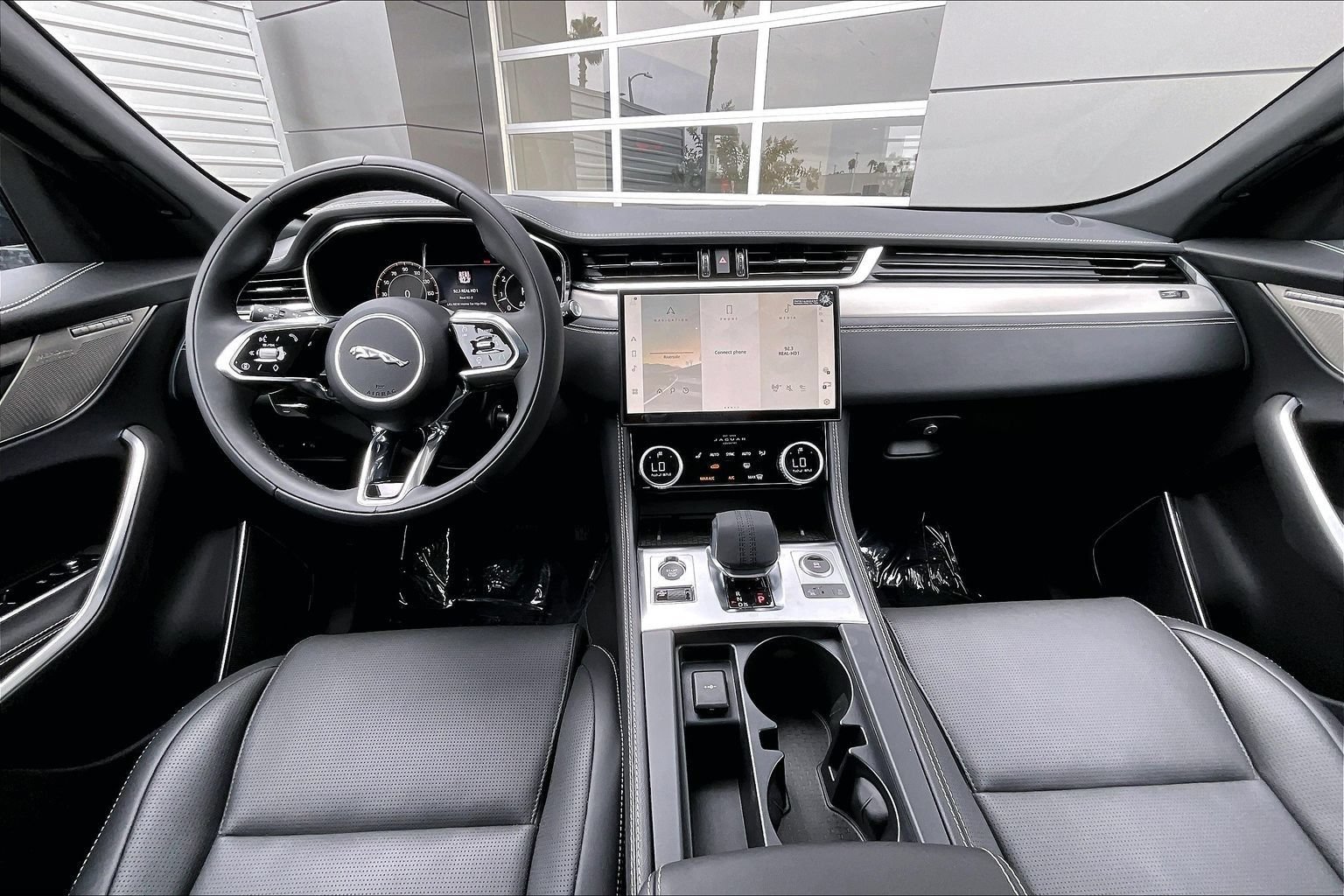 New 2026 Jaguar F-PACE R-Dynamic S AWD/4WD image 5