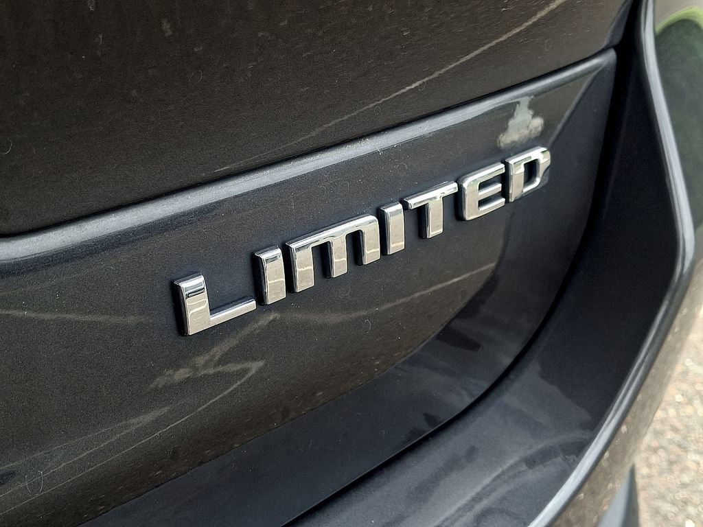 Used 2022 Jeep Grand Cherokee L Limited AWD/4WD image 30