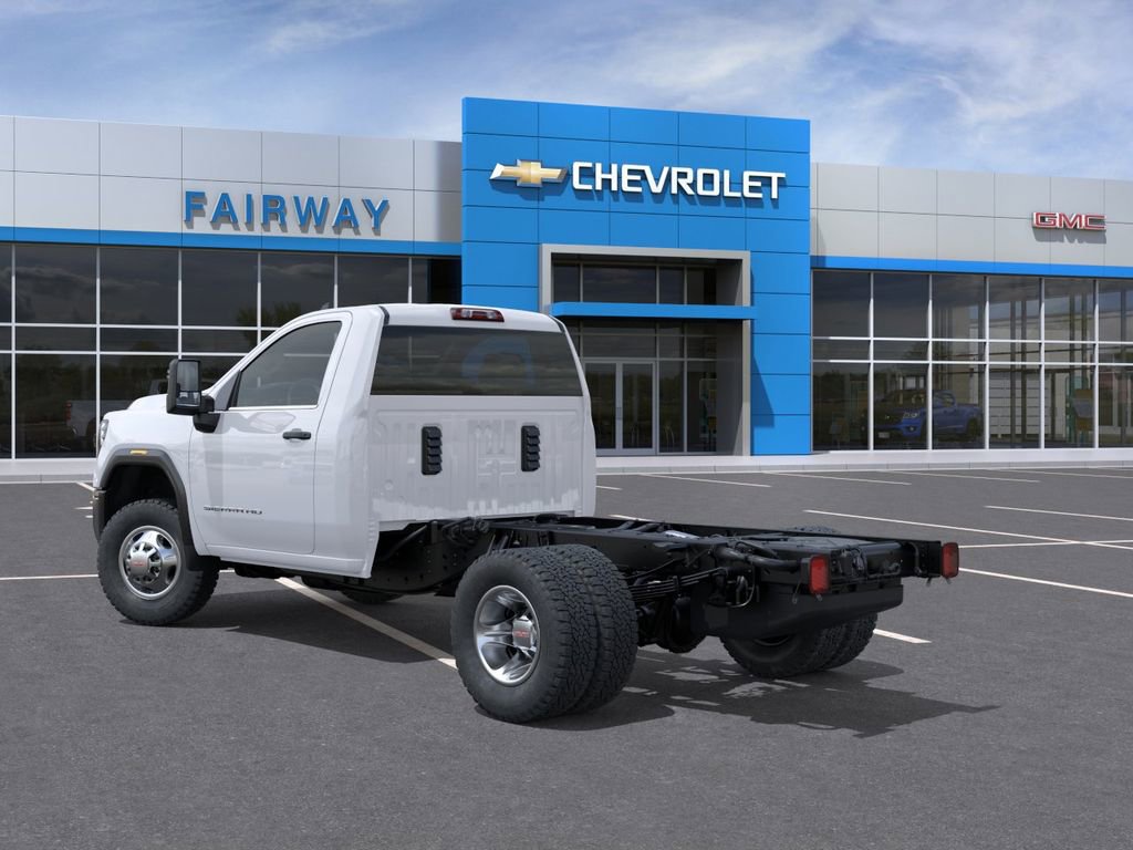 New 2026 GMC Sierra 3500 Pro AWD/4WD image 3
