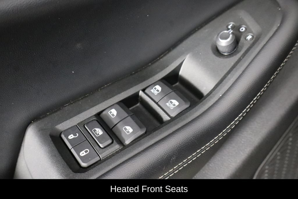 Used 2024 Jeep Grand Cherokee L Altitude RWD image 22