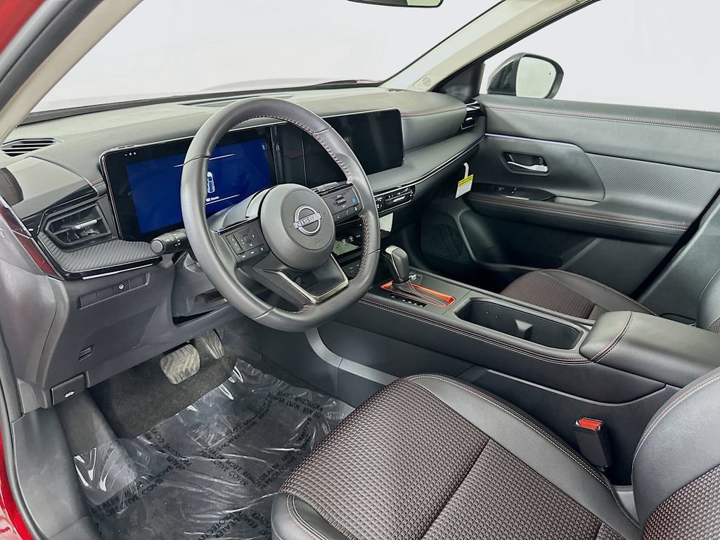 Certified 2025 Nissan Kicks SR AWD/4WD image 15