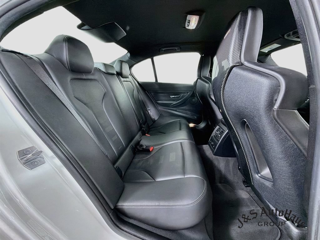 Used 2018 BMW M3 RWD image 33