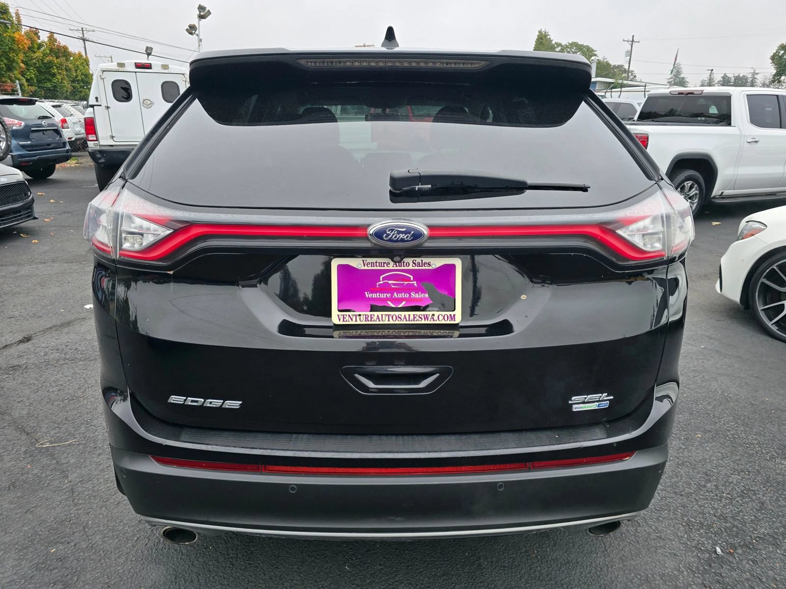 Used 2017 Ford Edge SEL w/ Utility Package AWD/4WD image 4