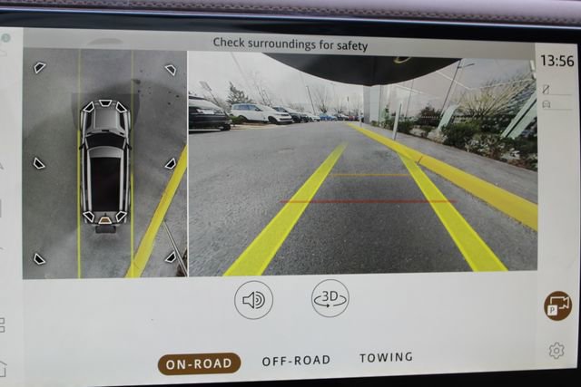 New 2026 Land Rover Defender 130 X-Dynamic SE image 15