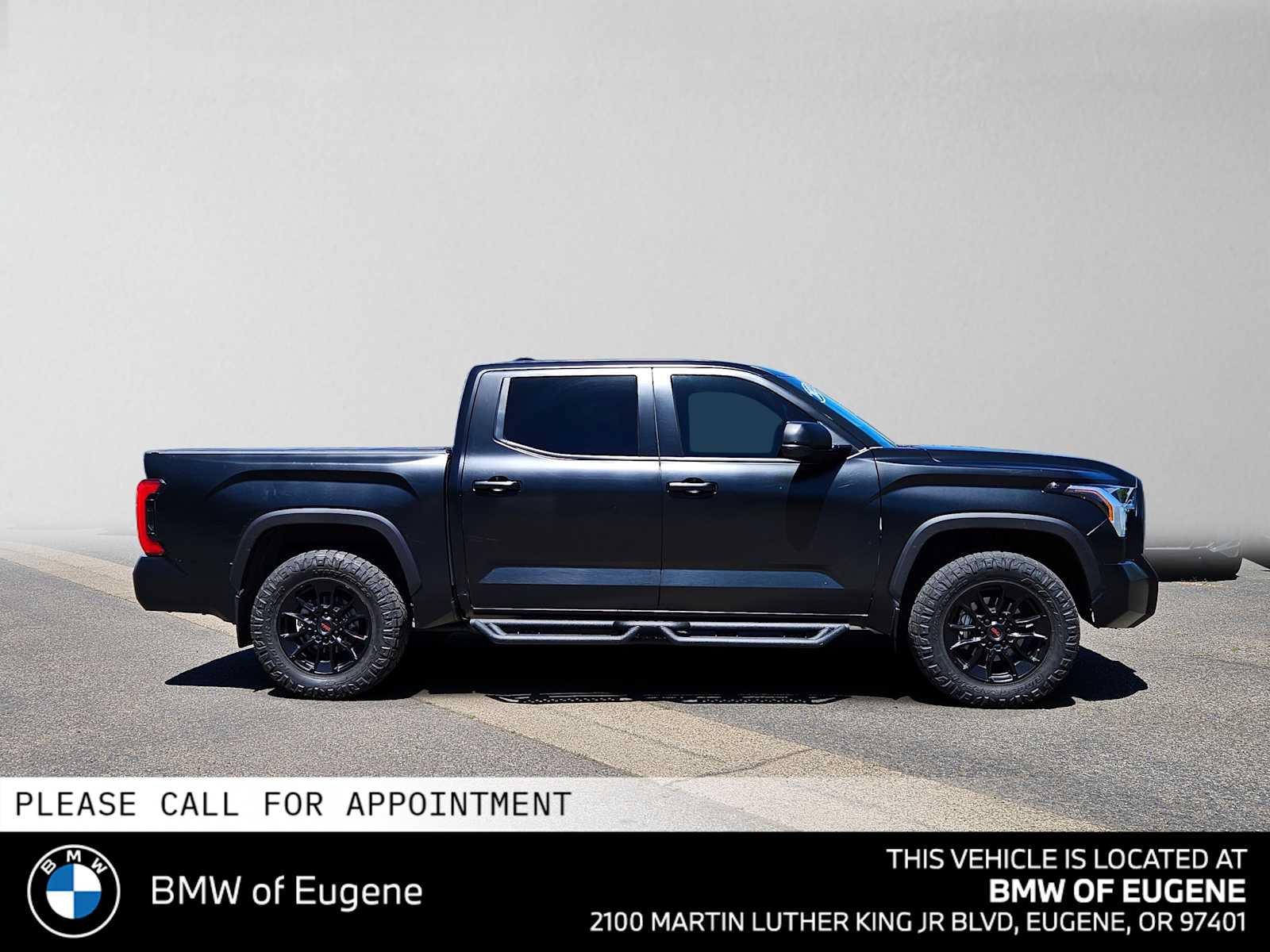 Used 2022 Toyota Tundra SR5 w/ TRD Off-Road Package AWD/4WD video 2