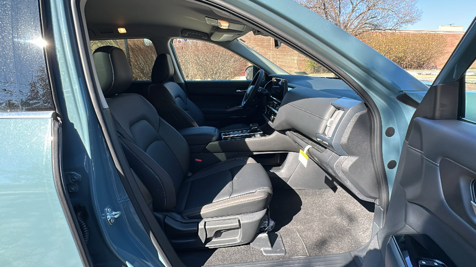 New 2026 Nissan Pathfinder SL AWD/4WD image 8