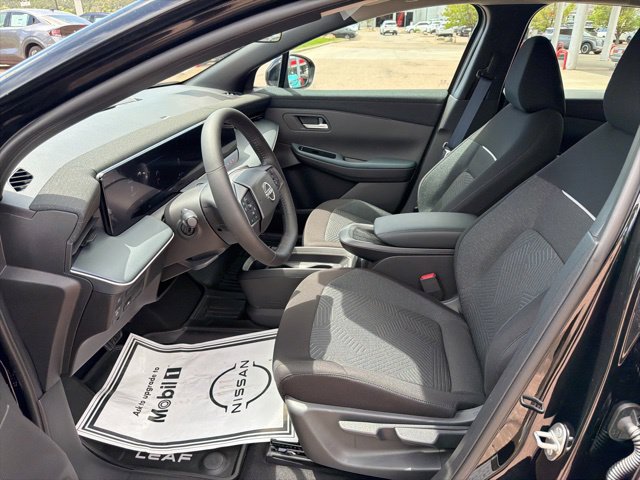 New 2026 Nissan Leaf w/ Floor Mat Package (S+) FWD image 7
