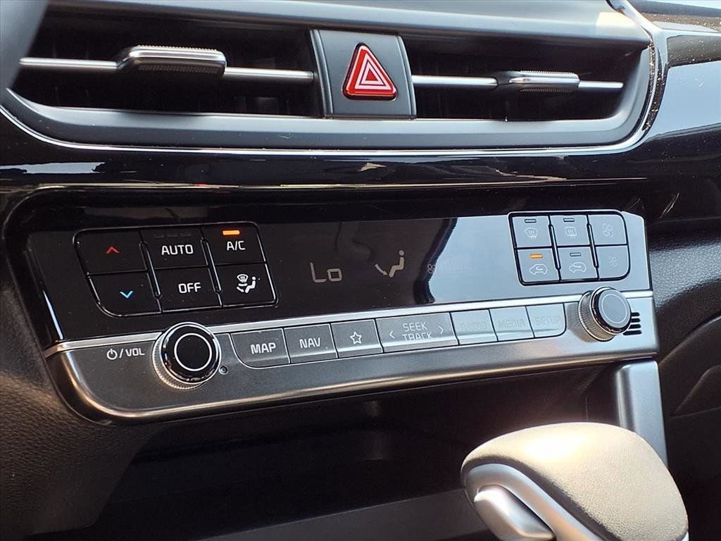 Used 2025 Kia Seltos S AWD/4WD image 10