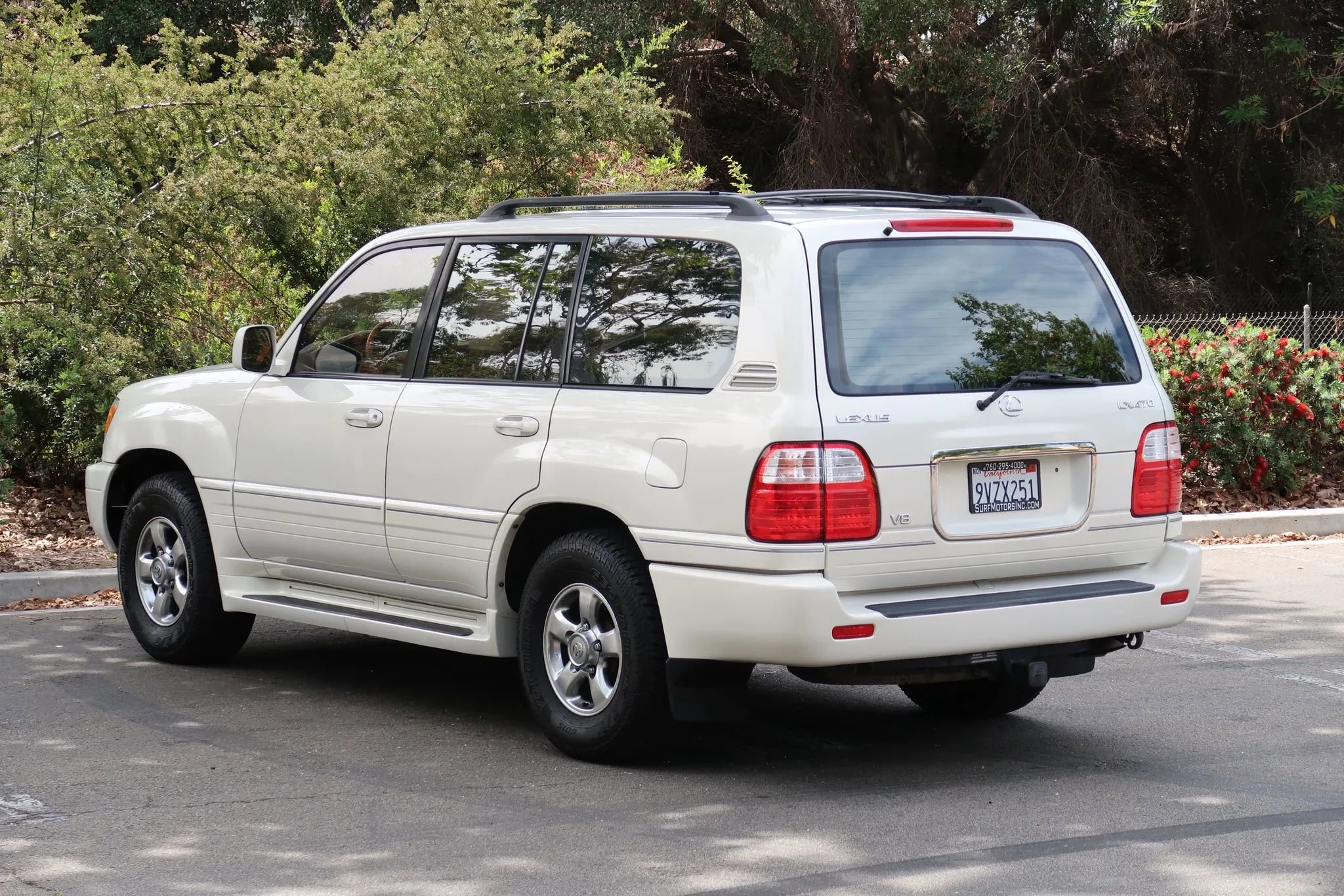 Used 2001 Lexus LX 470 4WD image 9
