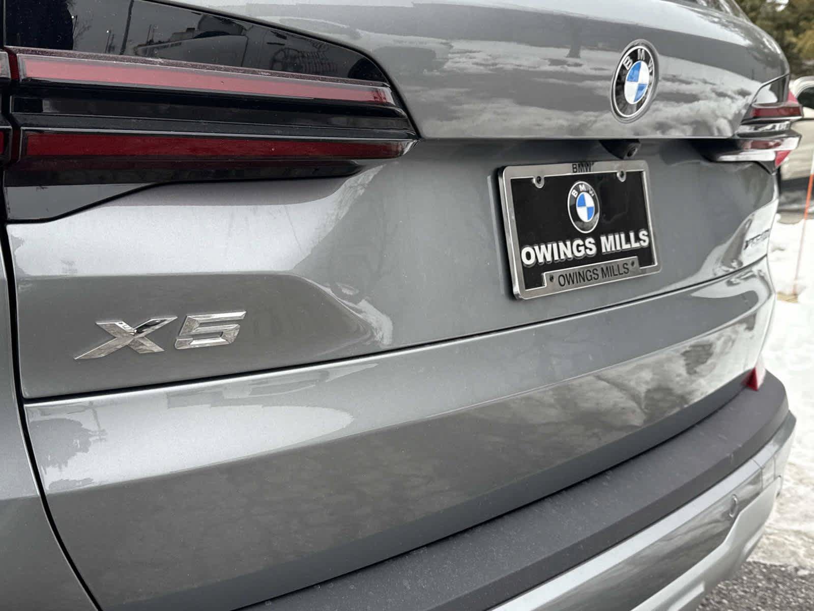 Used 2026 BMW X5 xDrive40i w/ Premium Package AWD/4WD image 11