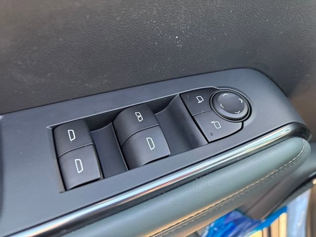 New 2026 GMC Acadia AT4 w/ Luxury Package image 6