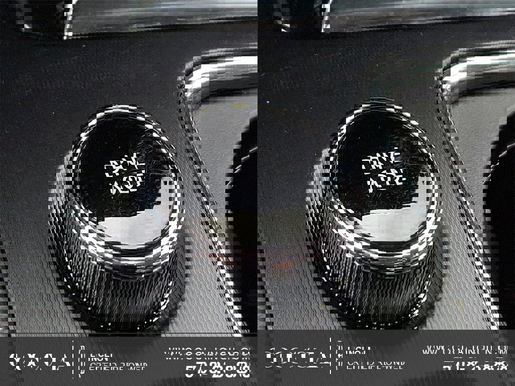 Certified 2024 Lincoln Corsair AWD image 23