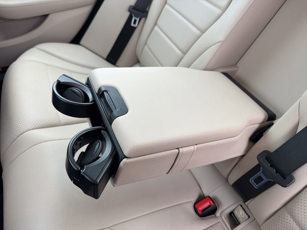 Used 2021 Mercedes-Benz C 300 Sedan image 36