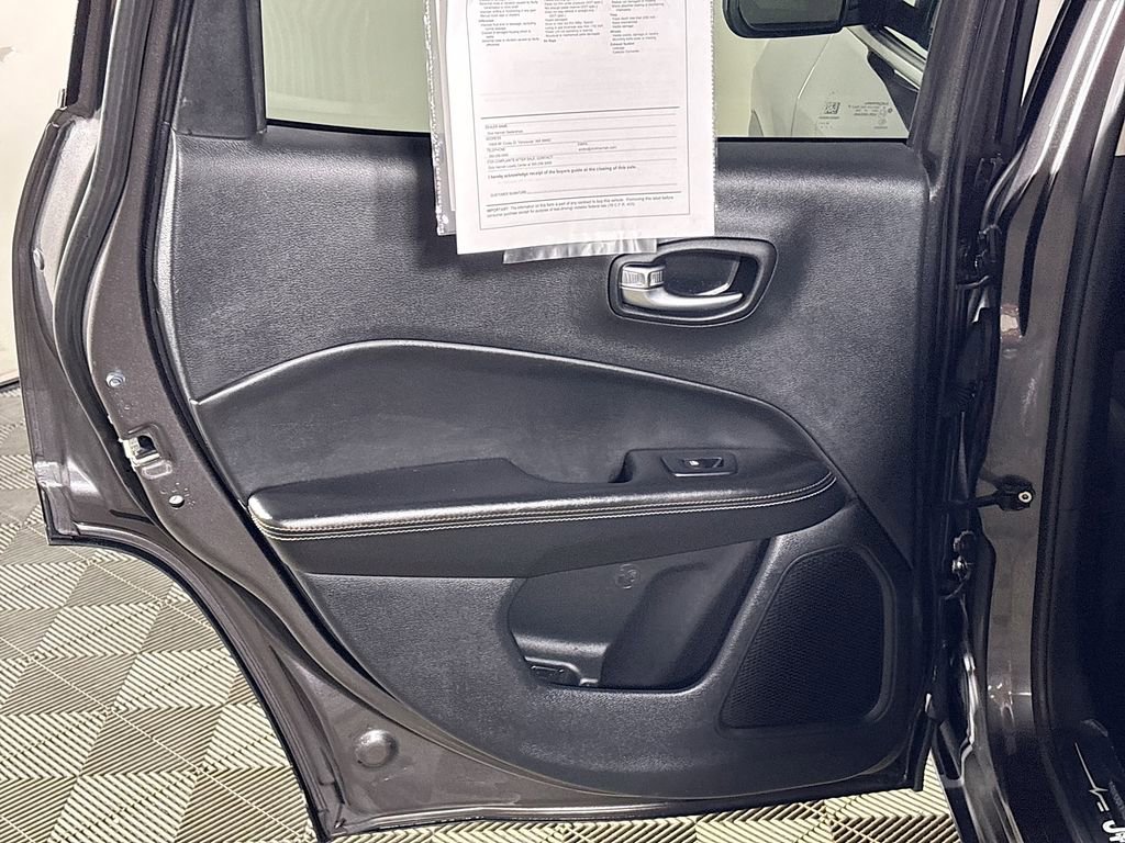 Used 2020 Jeep Compass Sport w/ Cold Weather Group image 18