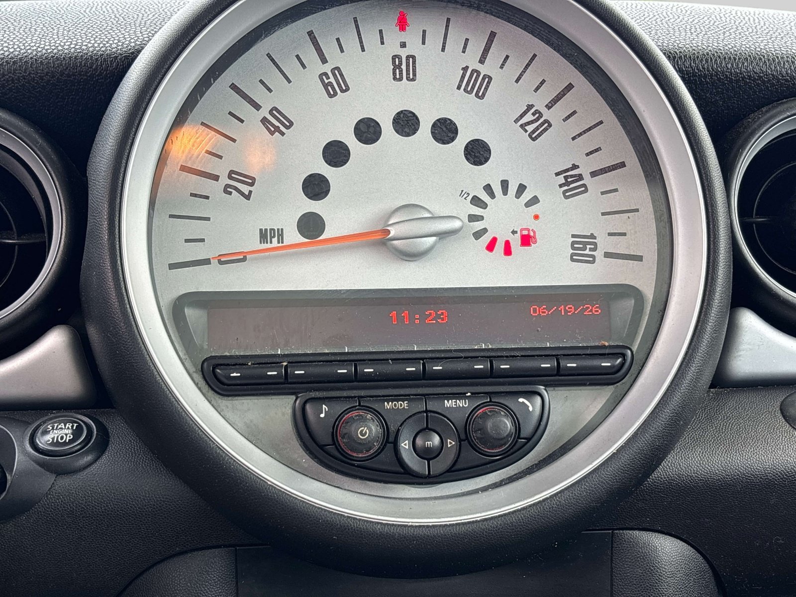 Used 2014 MINI Cooper Clubman FWD image 23