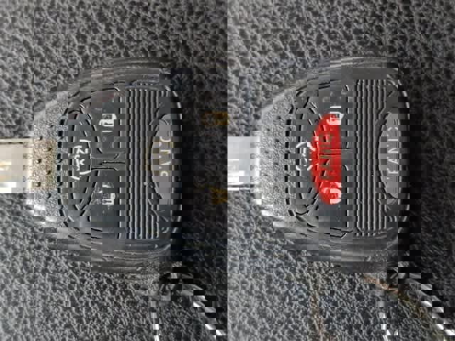 Used 2016 Jeep Wrangler Unlimited Sahara w/ Connectivity Group image 33