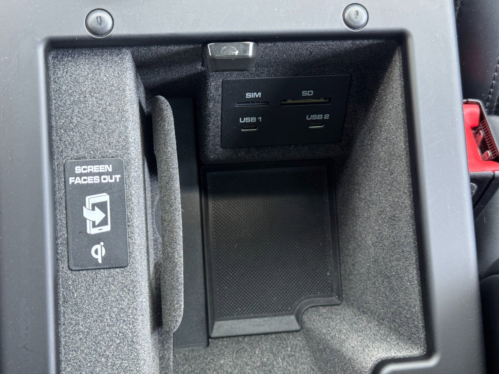 Used 2023 Porsche Macan image 32