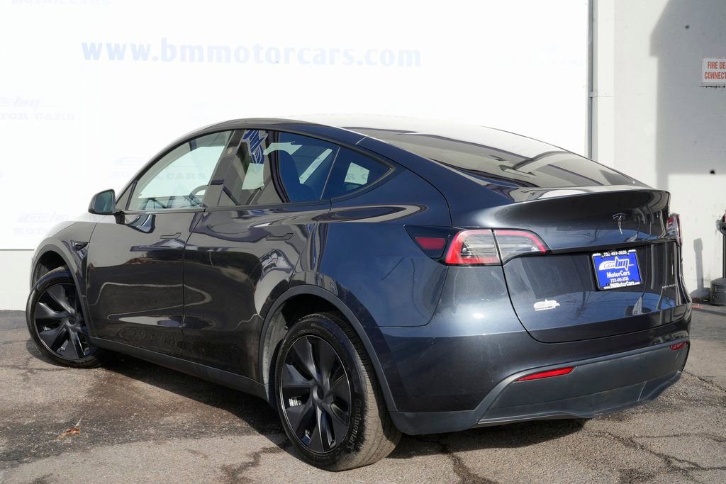 Used 2025 Tesla Model Y Long Range image 4