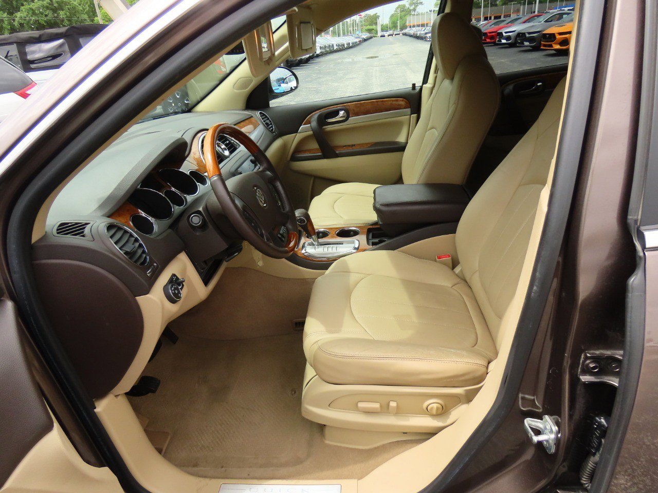 Used 2011 Buick Enclave CXL FWD image 27